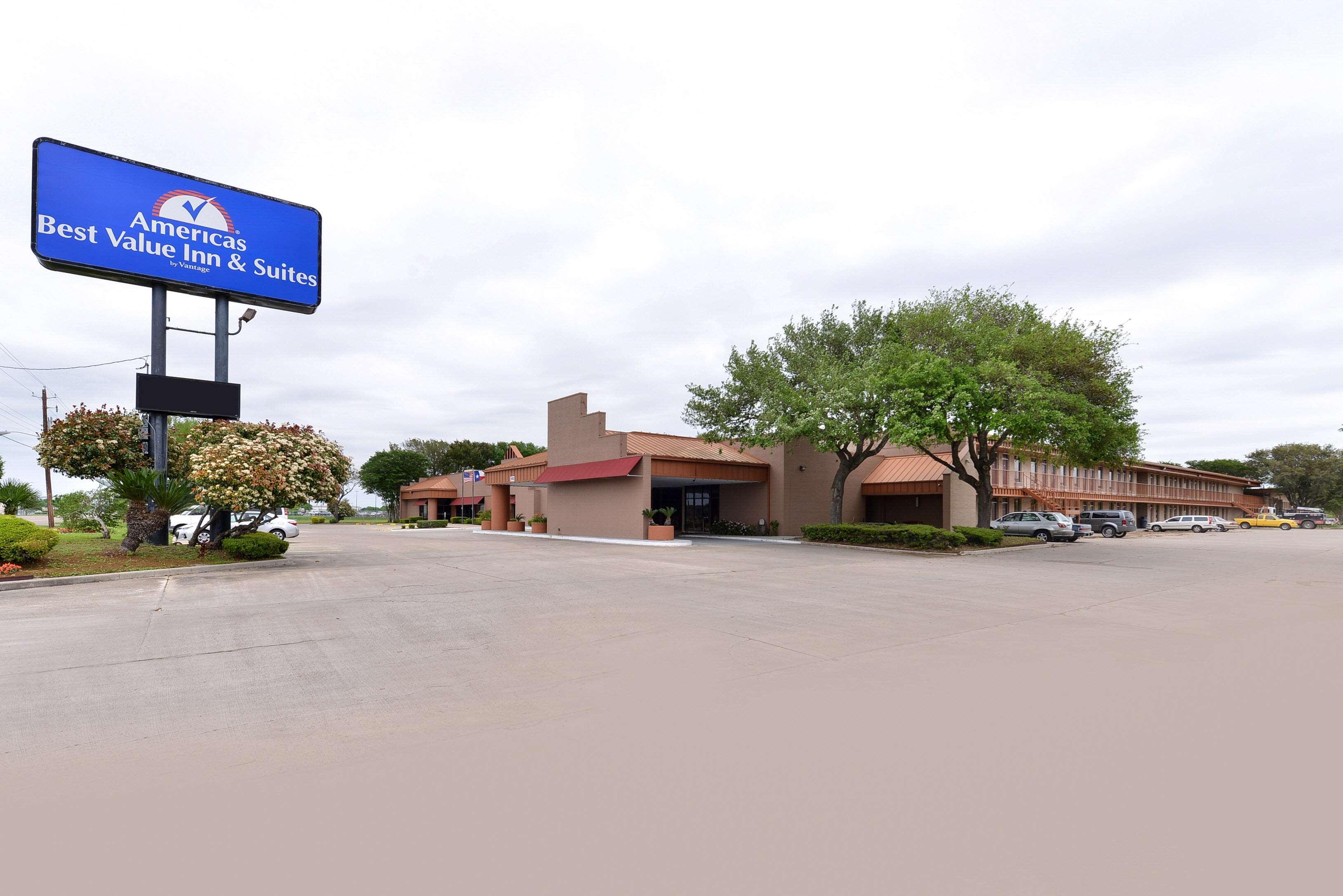 Americas Best Value Inn And Suites Victoria Buitenkant foto